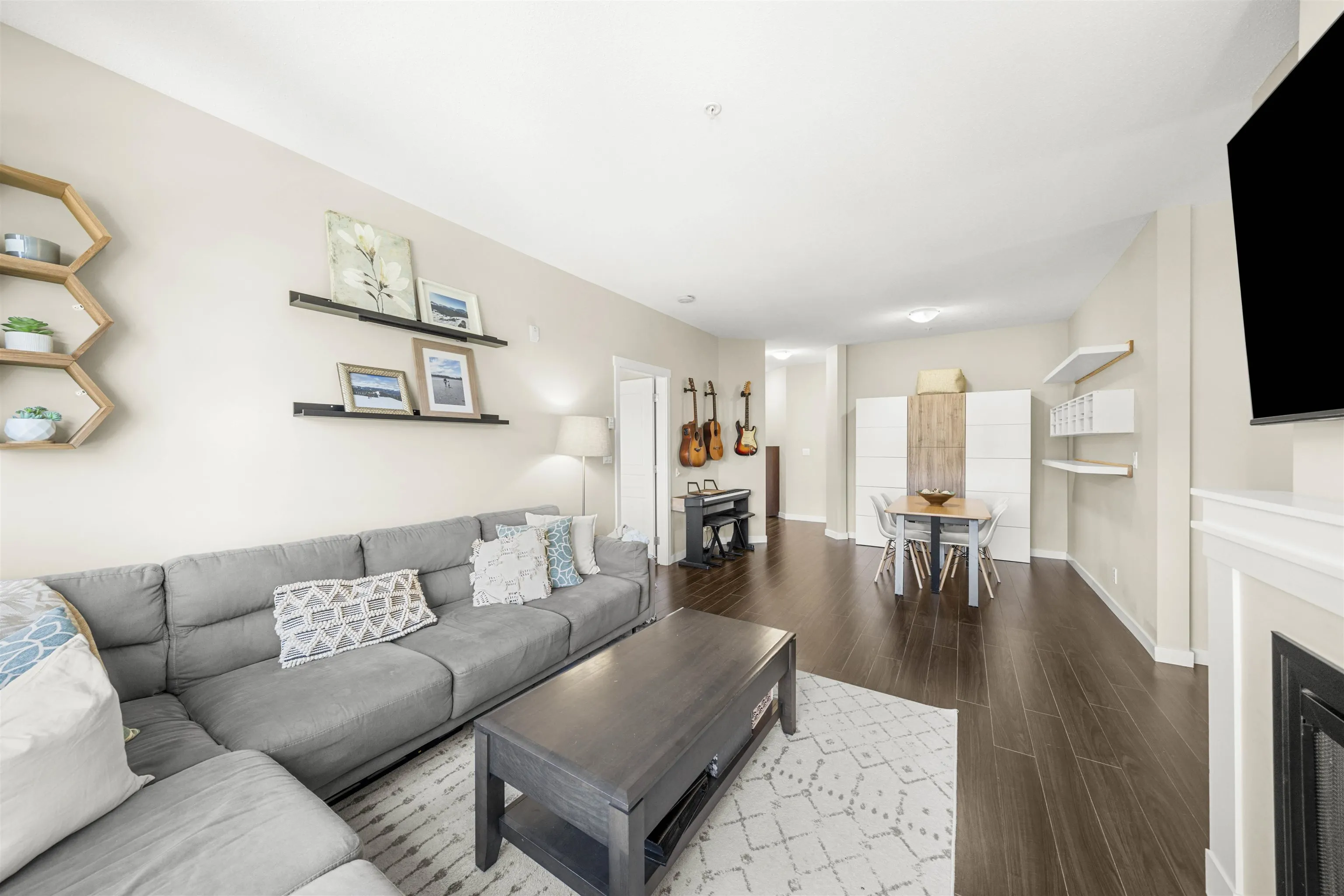 310 1153 Kensal Place