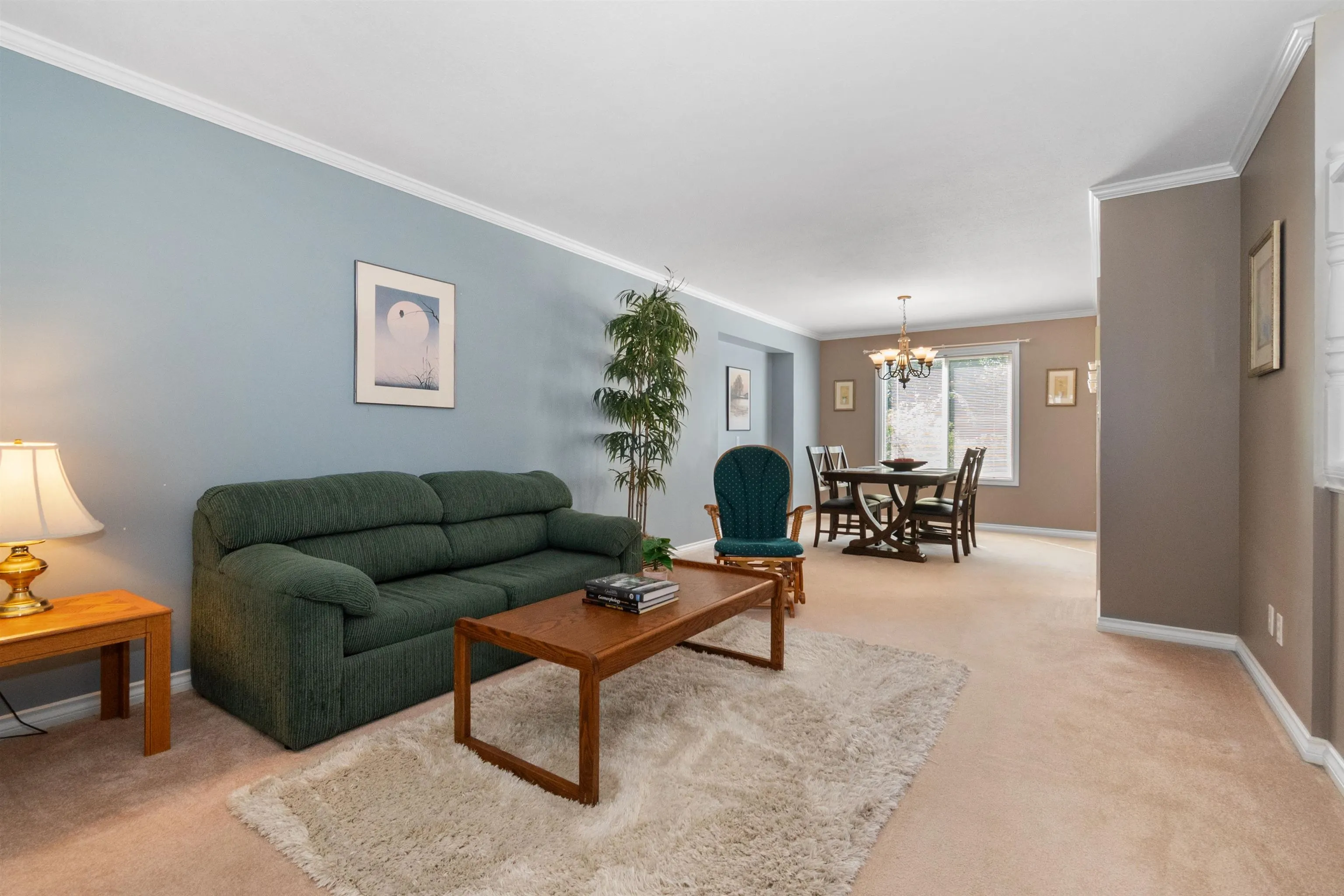 5489 Alpine Crescent