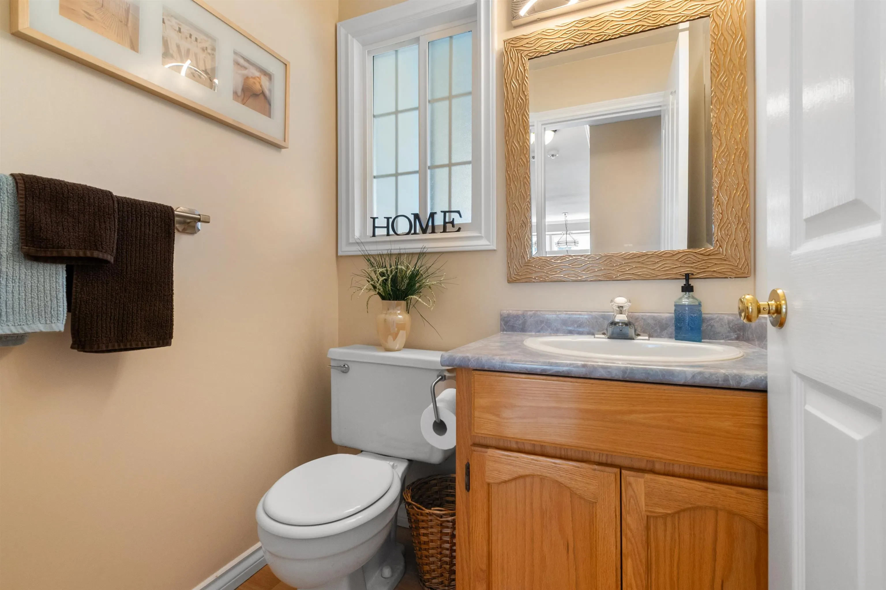 5489 Alpine Crescent