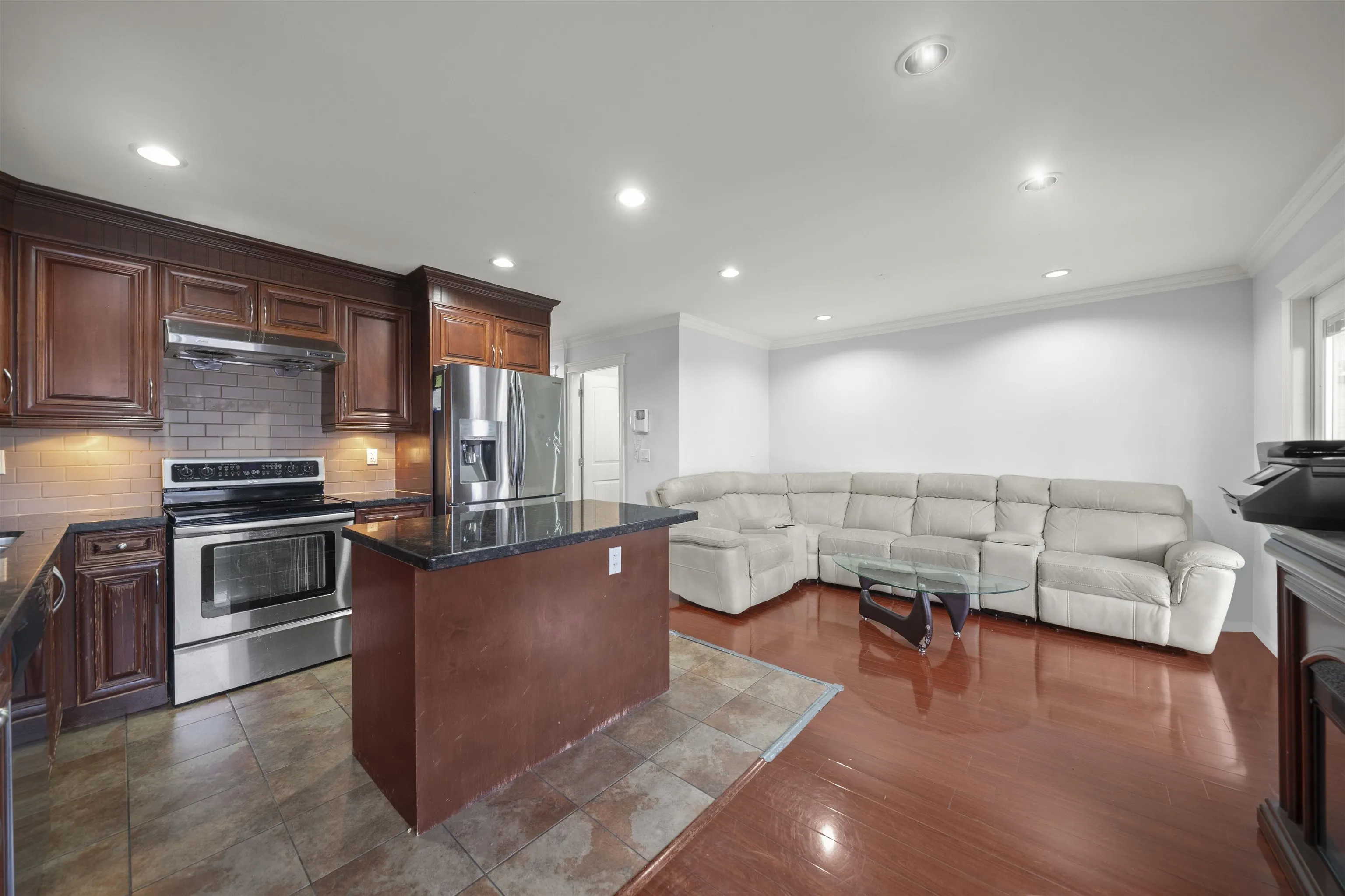 7104 144 Street
