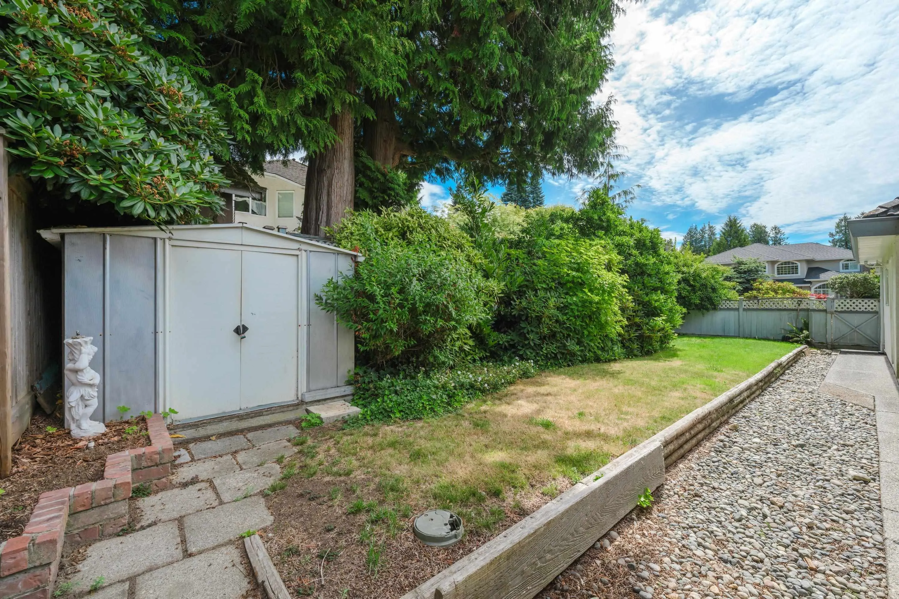 1829 Ocean Surf Place