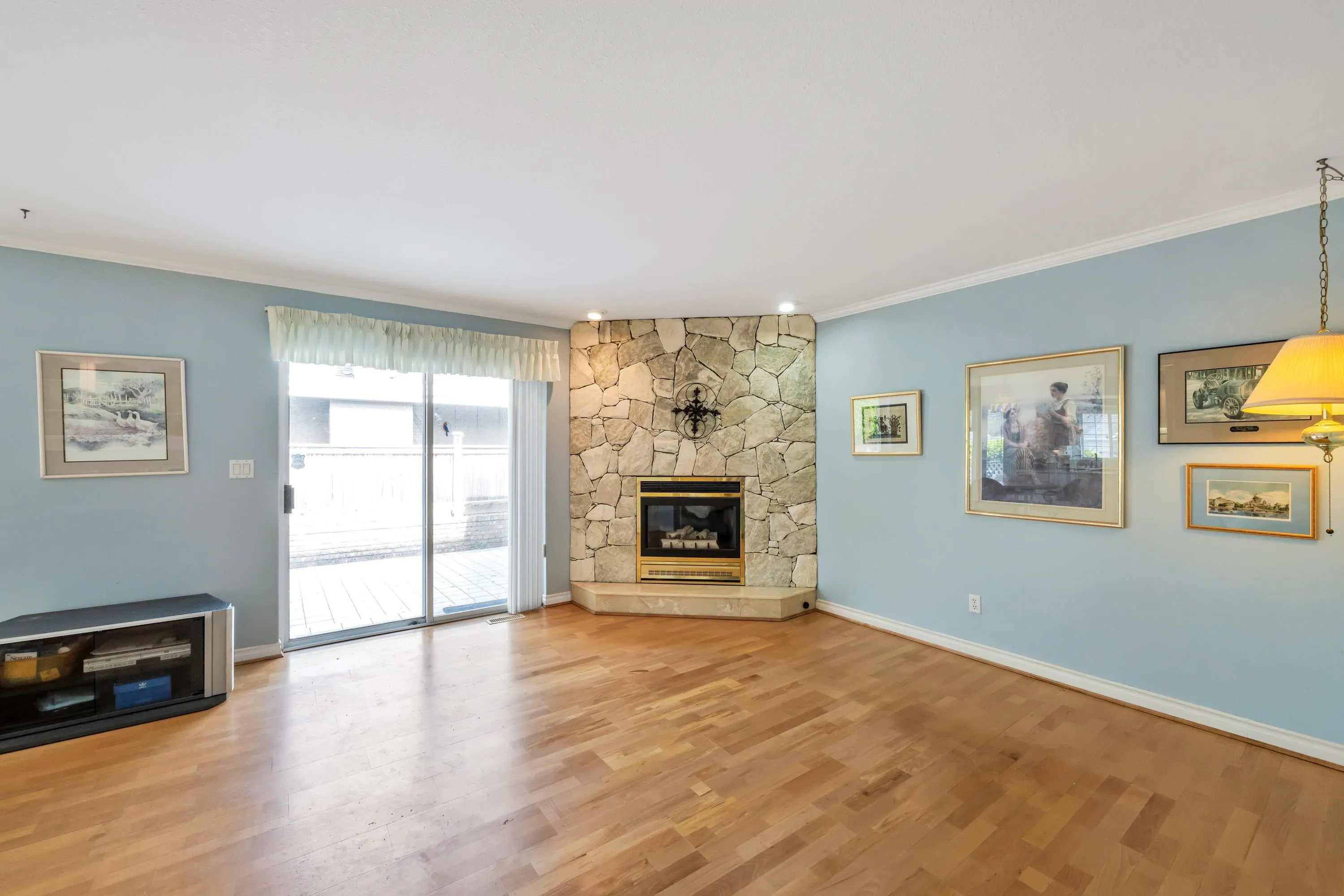 1829 Ocean Surf Place