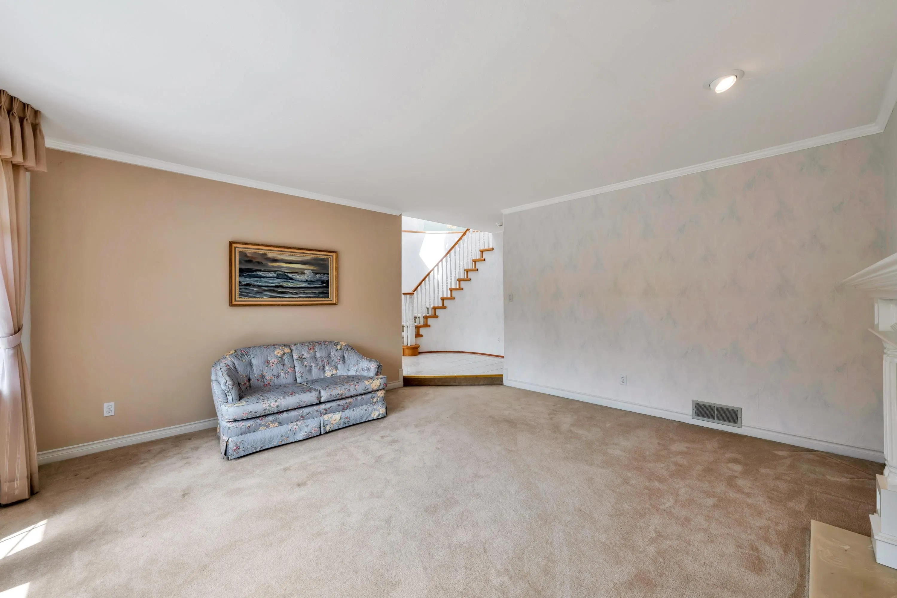 1829 Ocean Surf Place