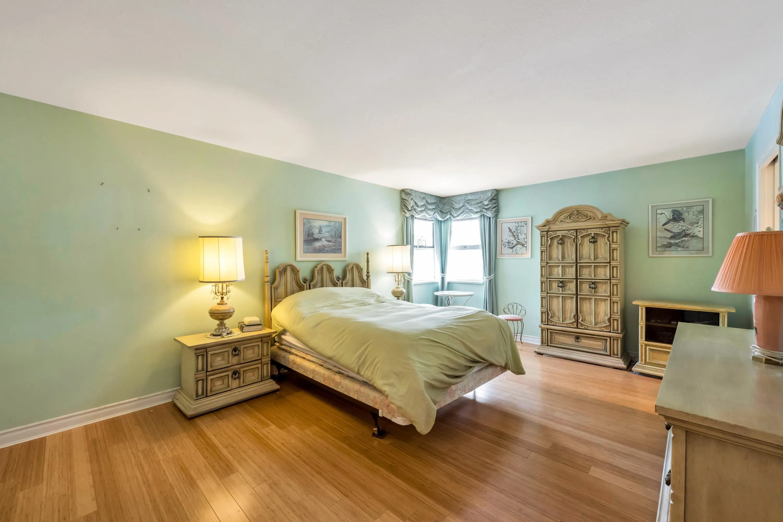 1829 Ocean Surf Place