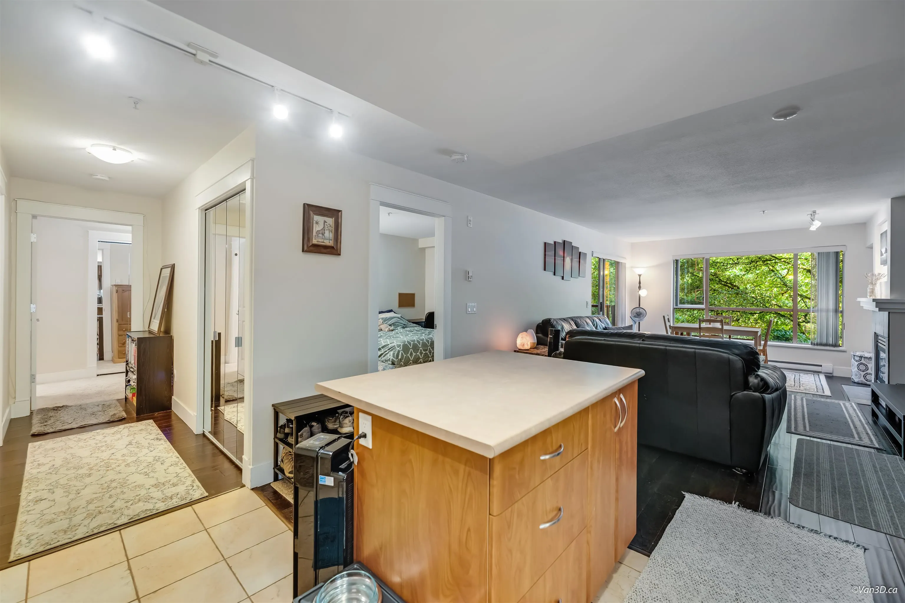 205 285 Newport Drive