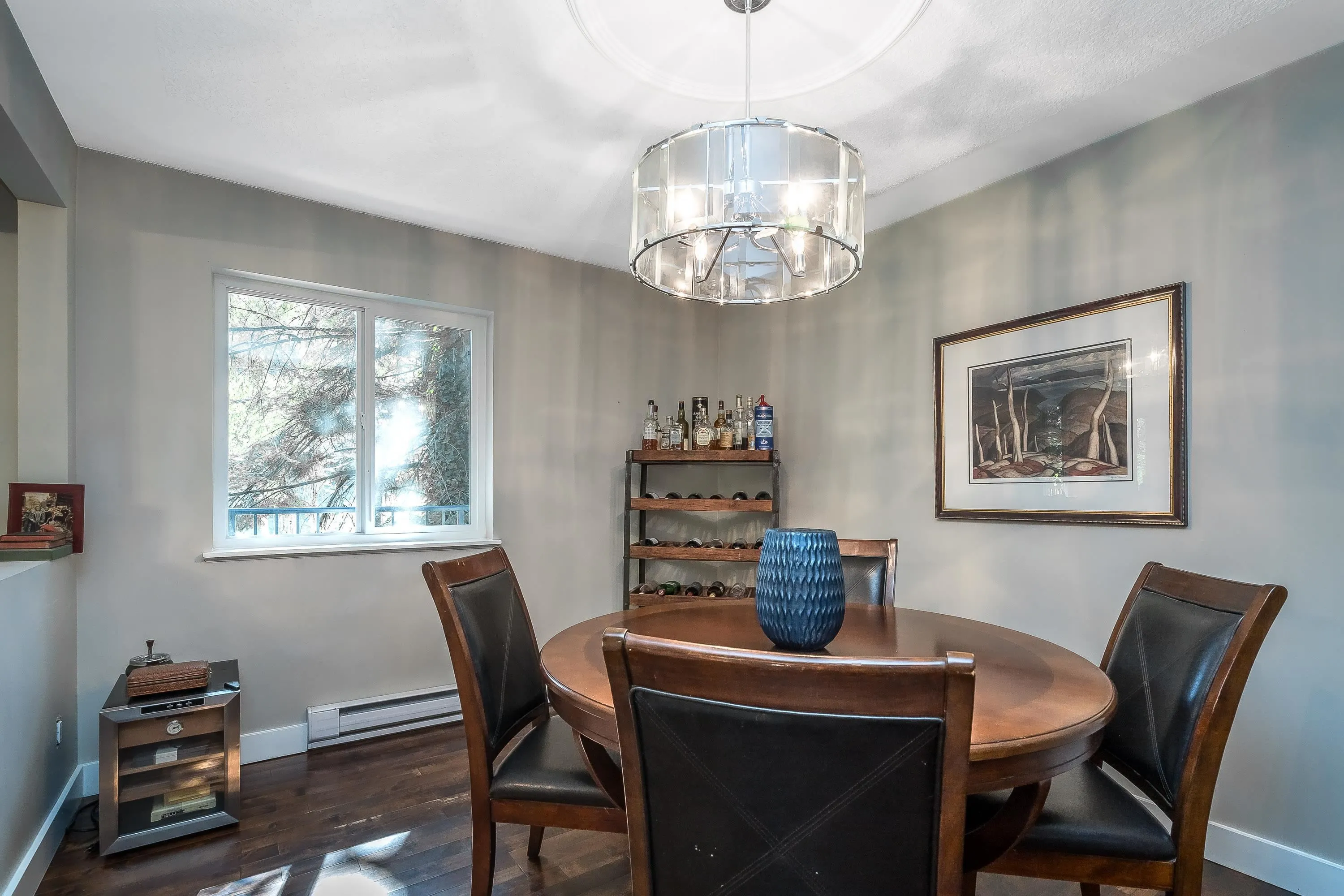 23182 Rawlison Crescent