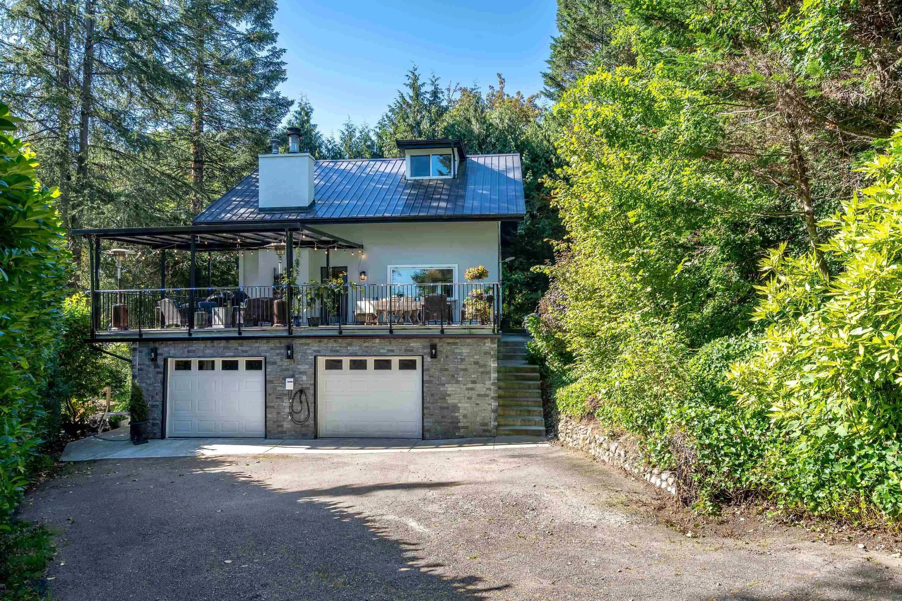 23182 Rawlison Crescent