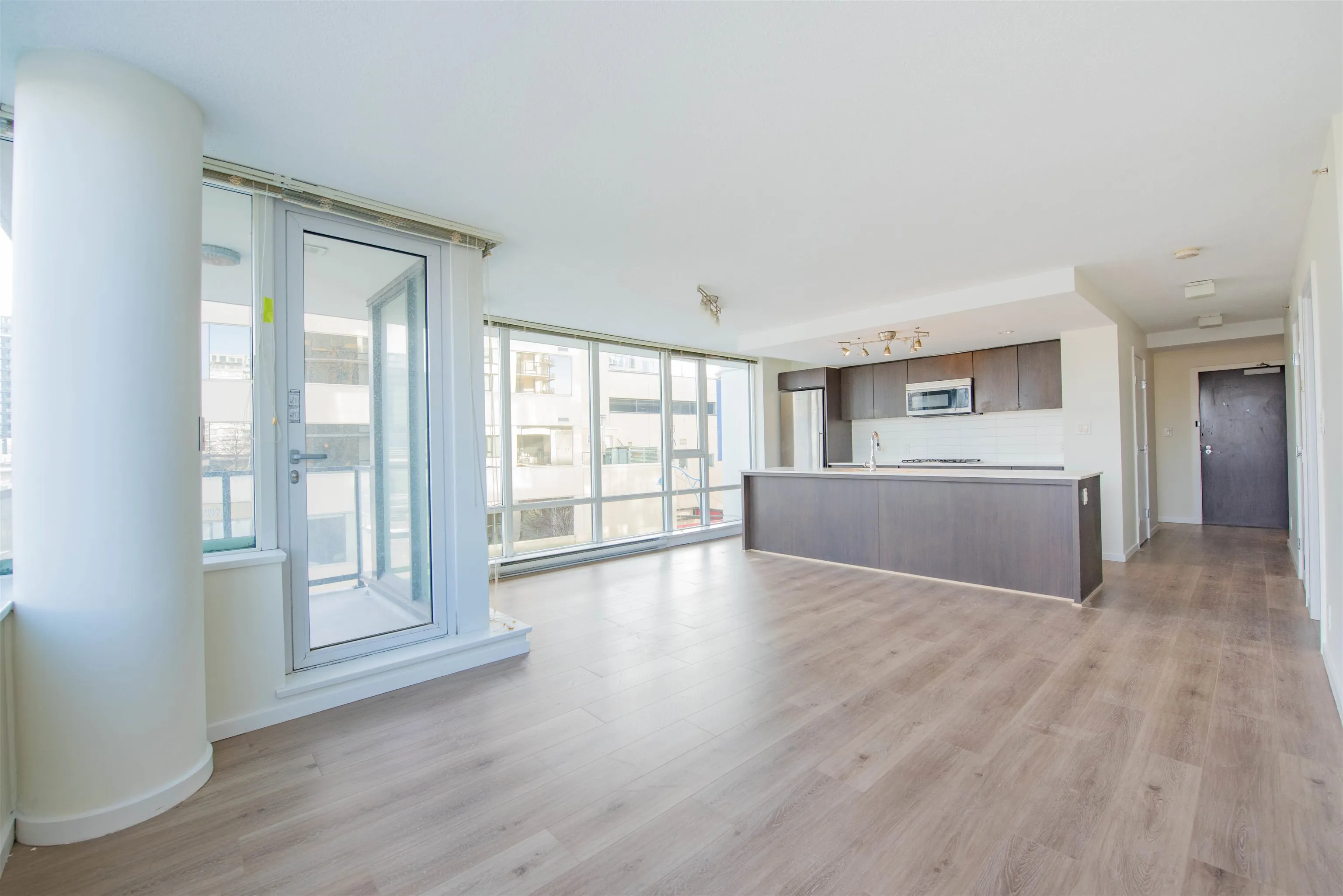 511 7988 Ackroyd Road