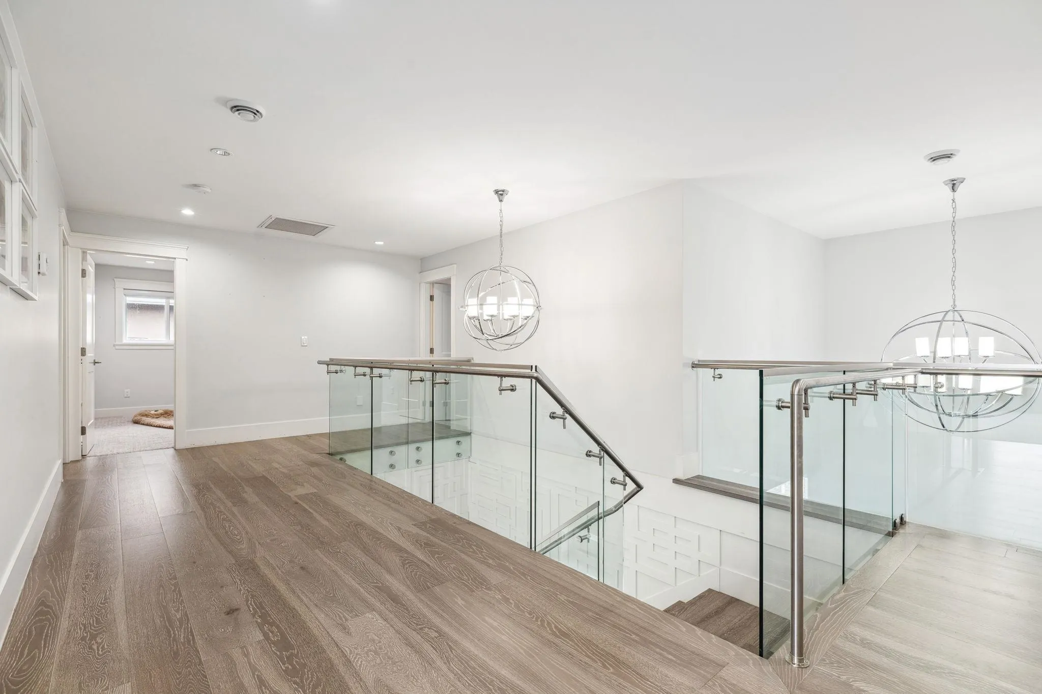 338 Mundy Street