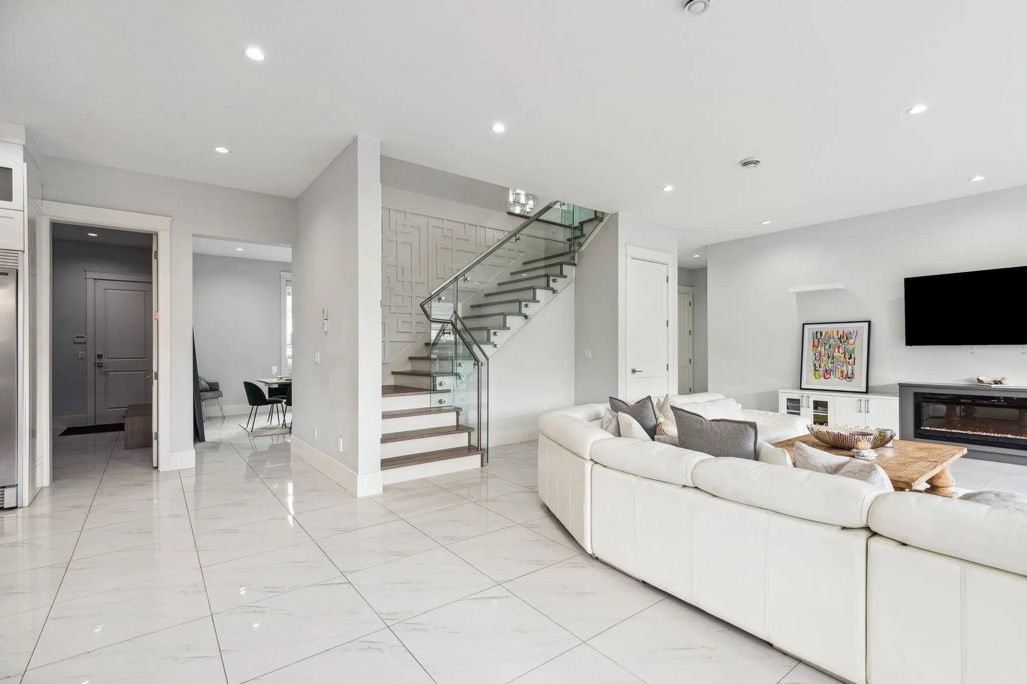 338 Mundy Street