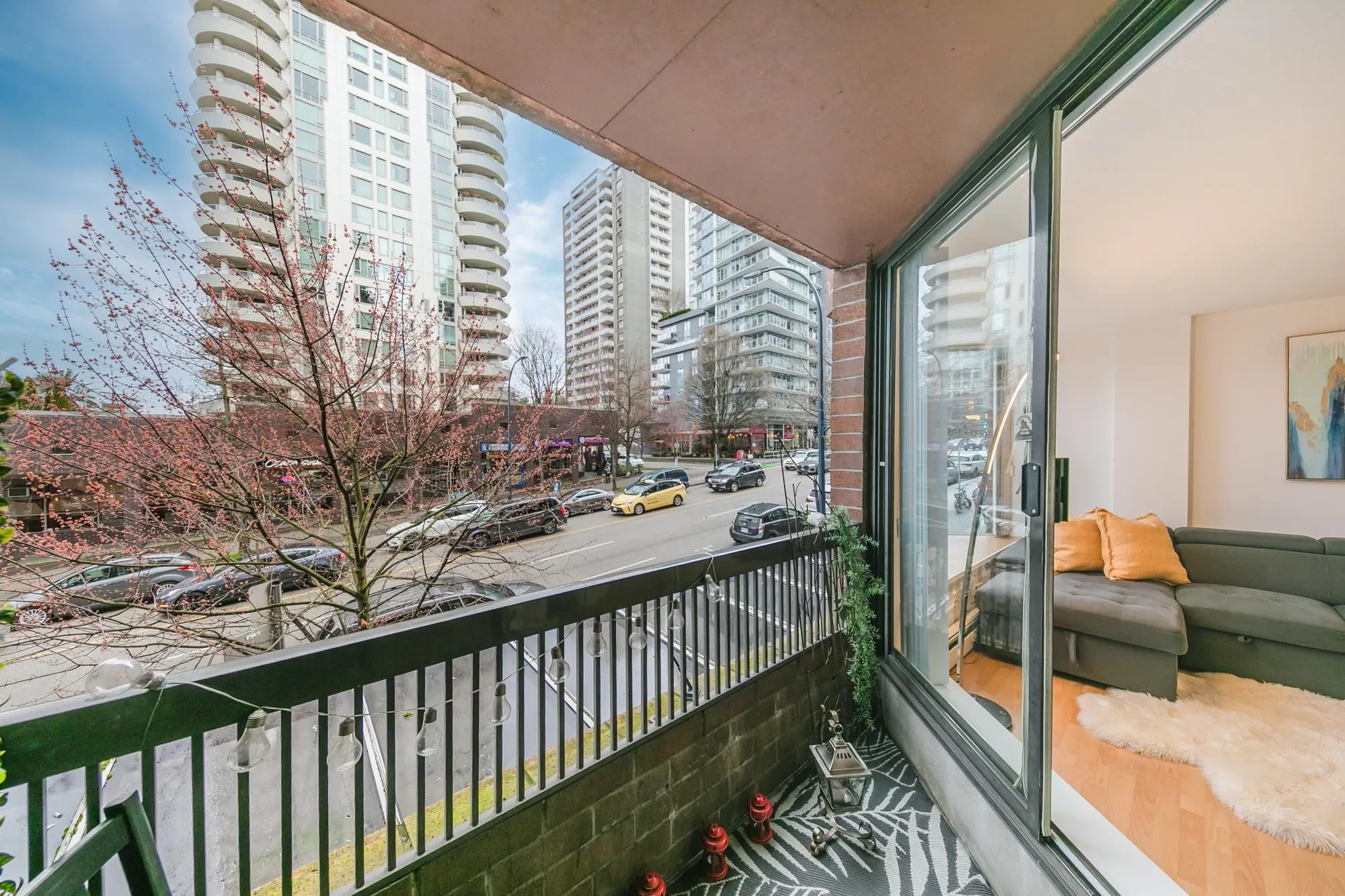 209 1330 Burrard Street