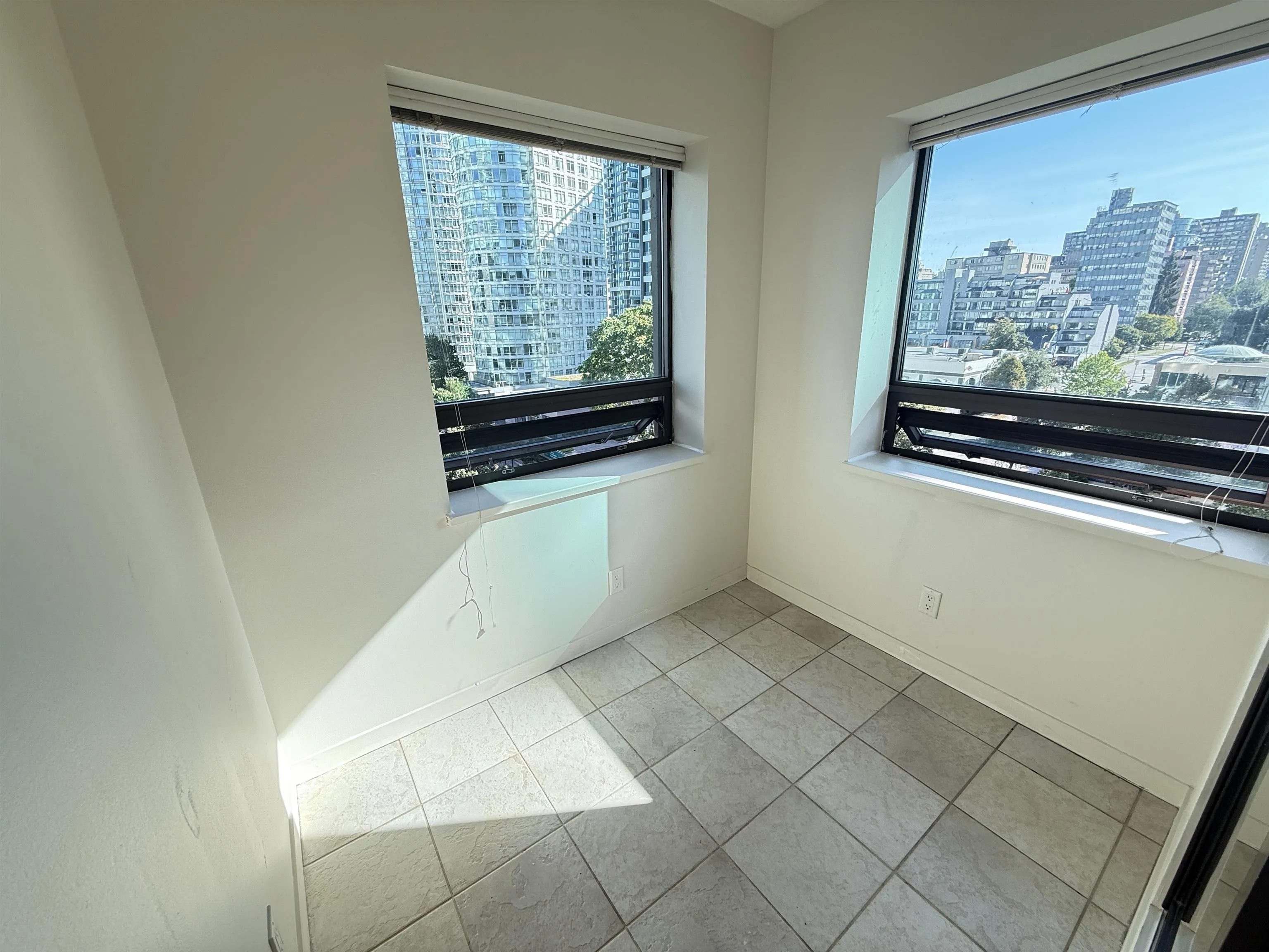 1010 1331 Alberni Street