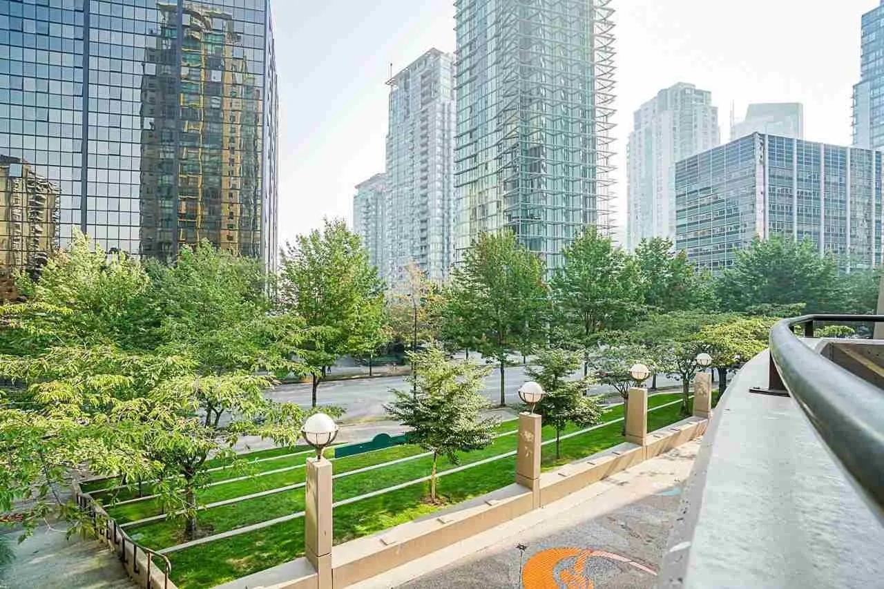 1010 1331 Alberni Street