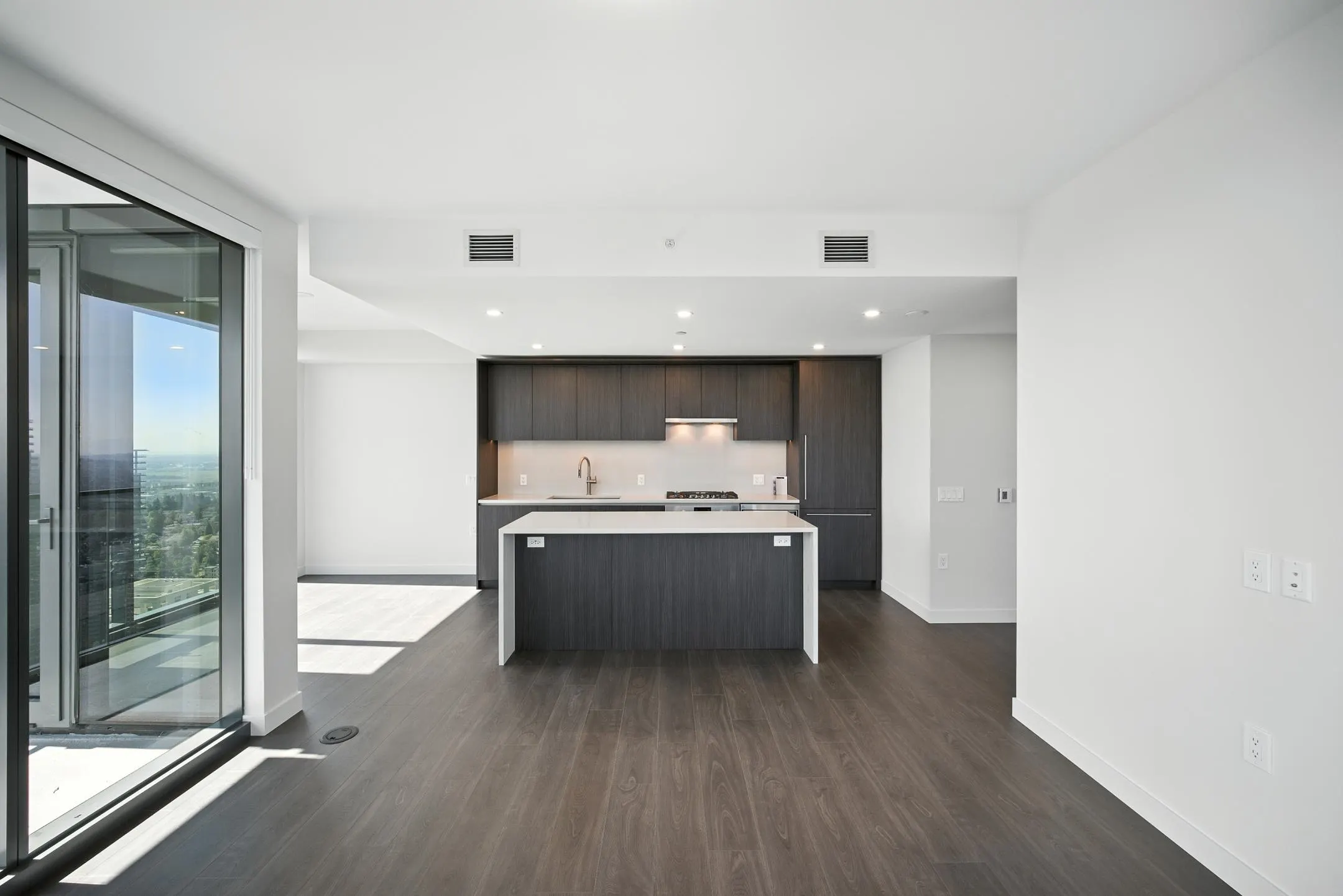 3808 5987 Wilson Avenue
