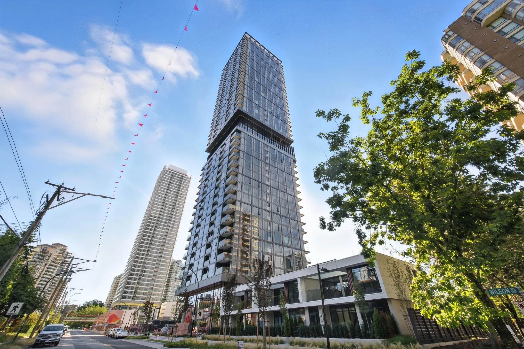 3808 5987 Wilson Avenue