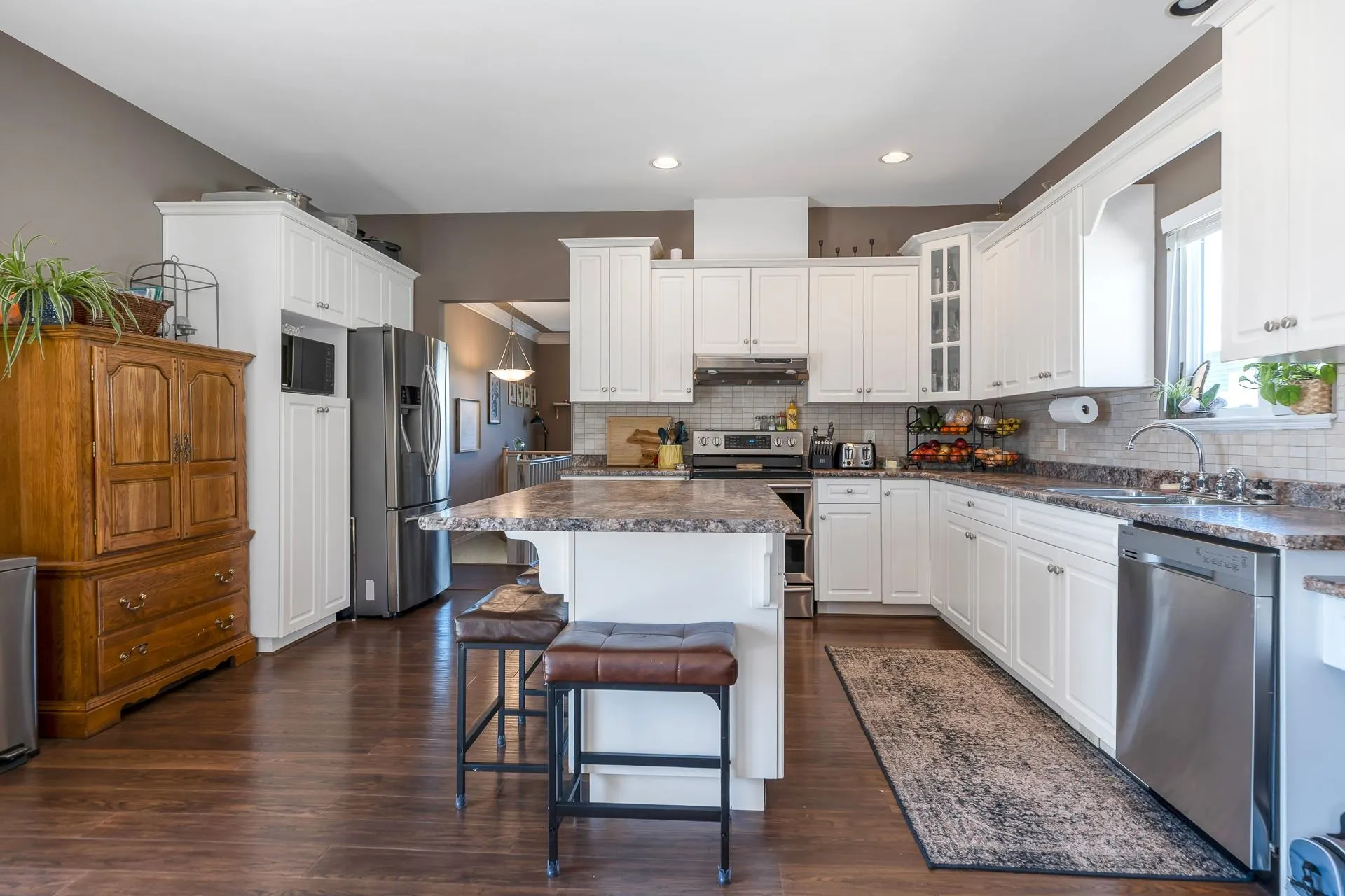8412 Doerksen Drive