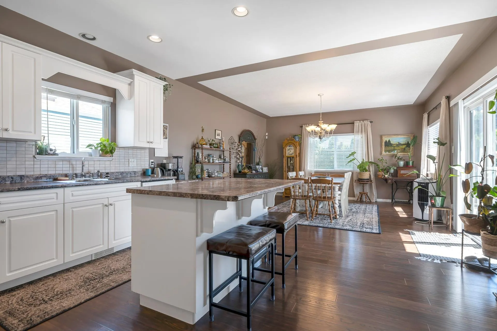 8412 Doerksen Drive