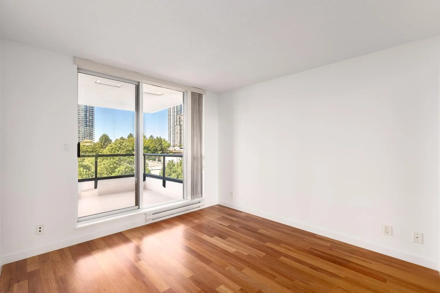 604 2138 Madison Avenue