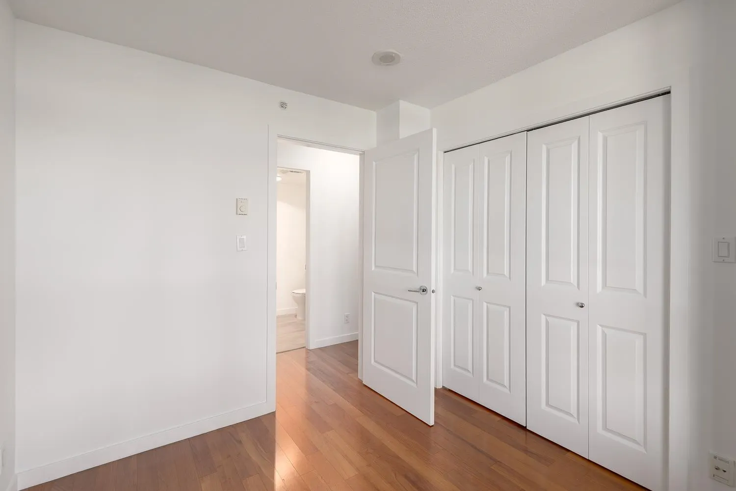 604 2138 Madison Avenue