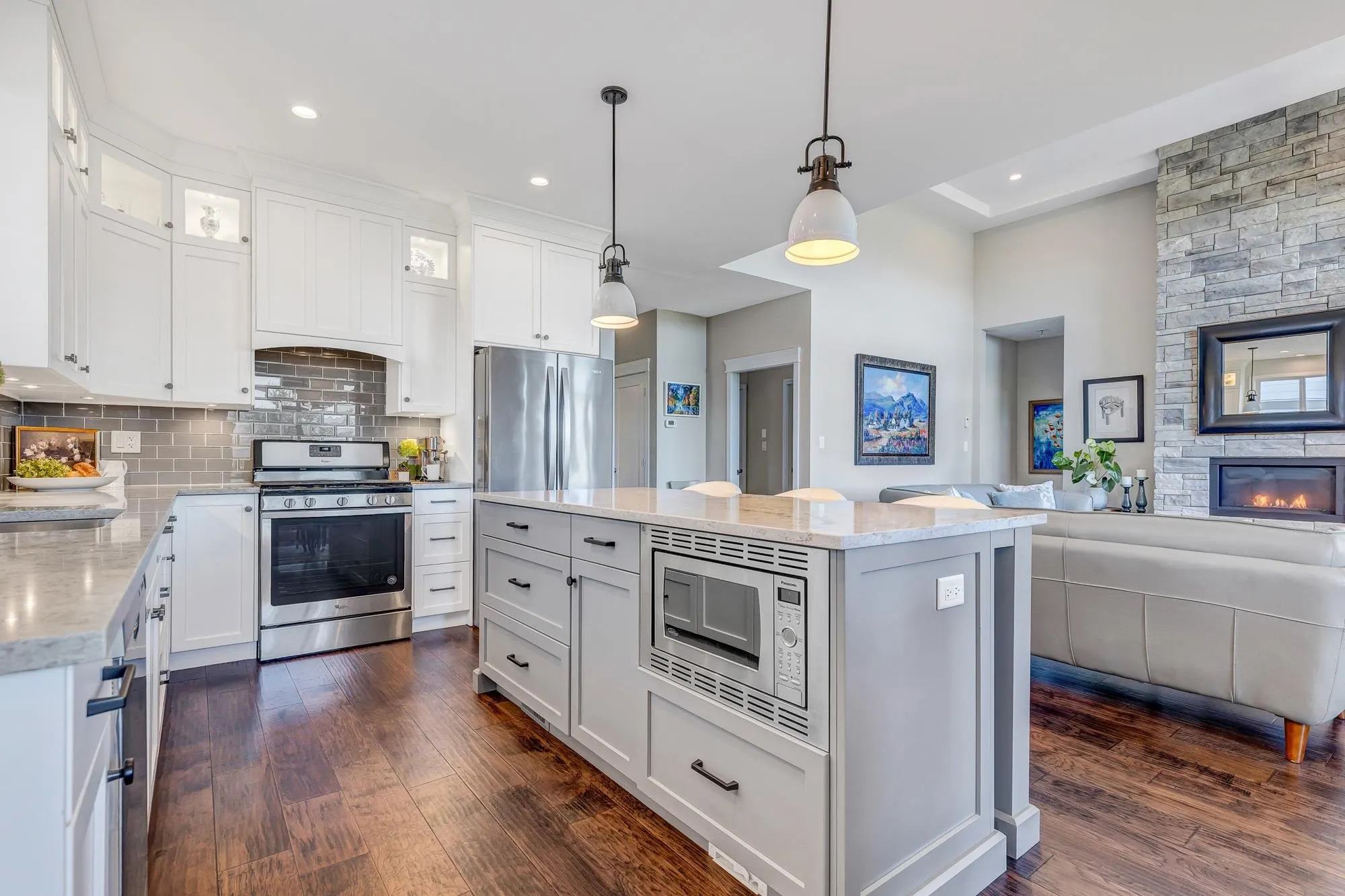 42 50778 Ledgestone Place