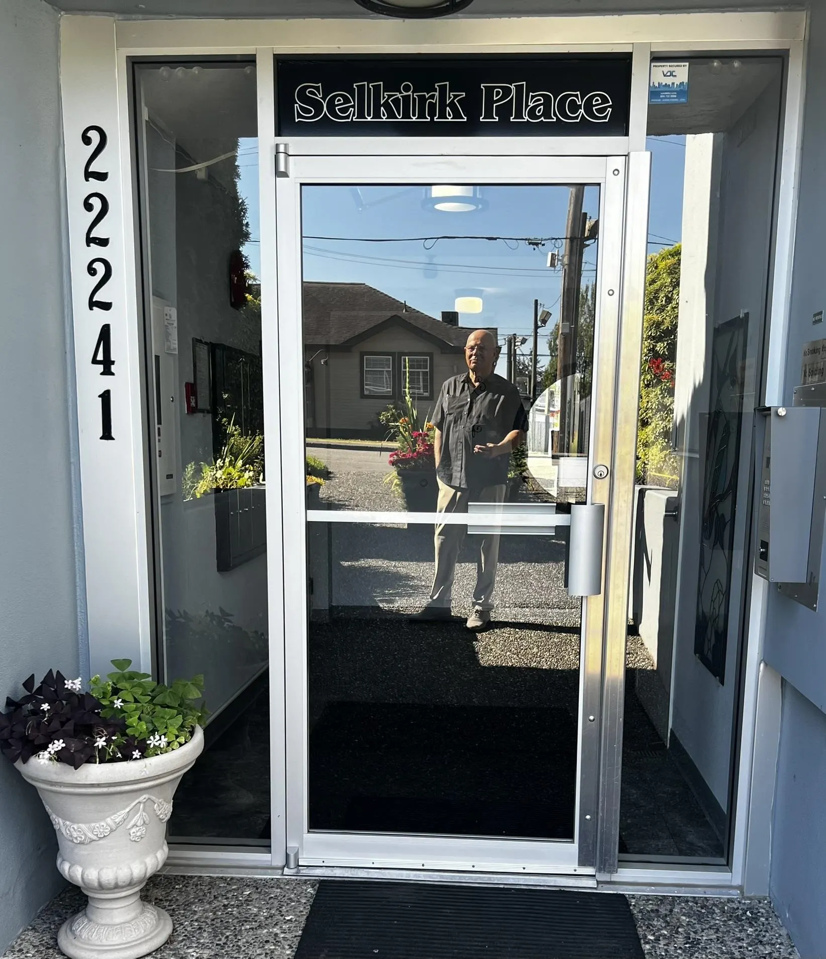 101 22241 Selkirk Avenue