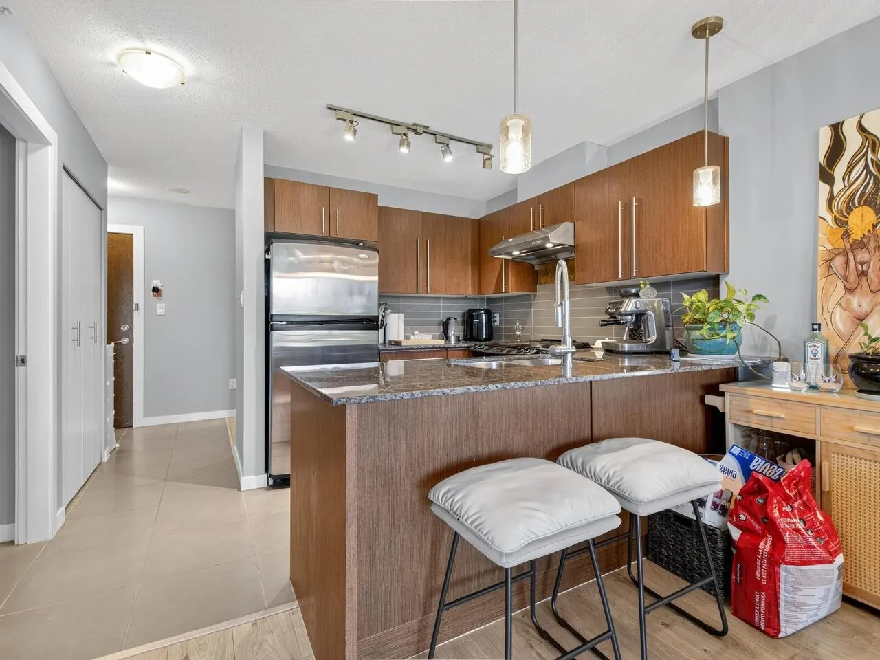 1405 4888 Brentwood Drive