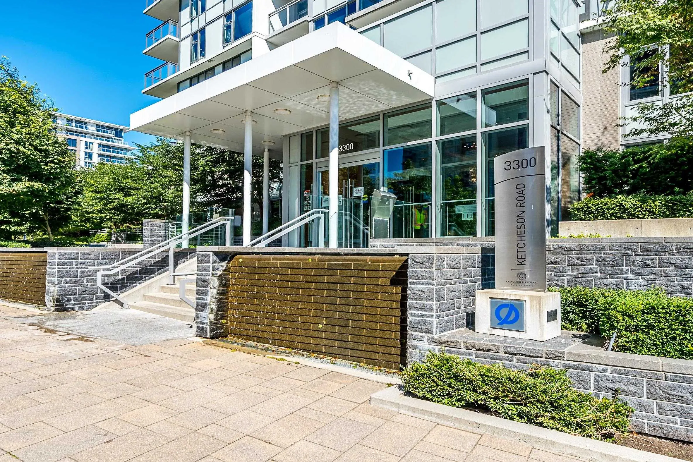 1003 3300 Ketcheson Road