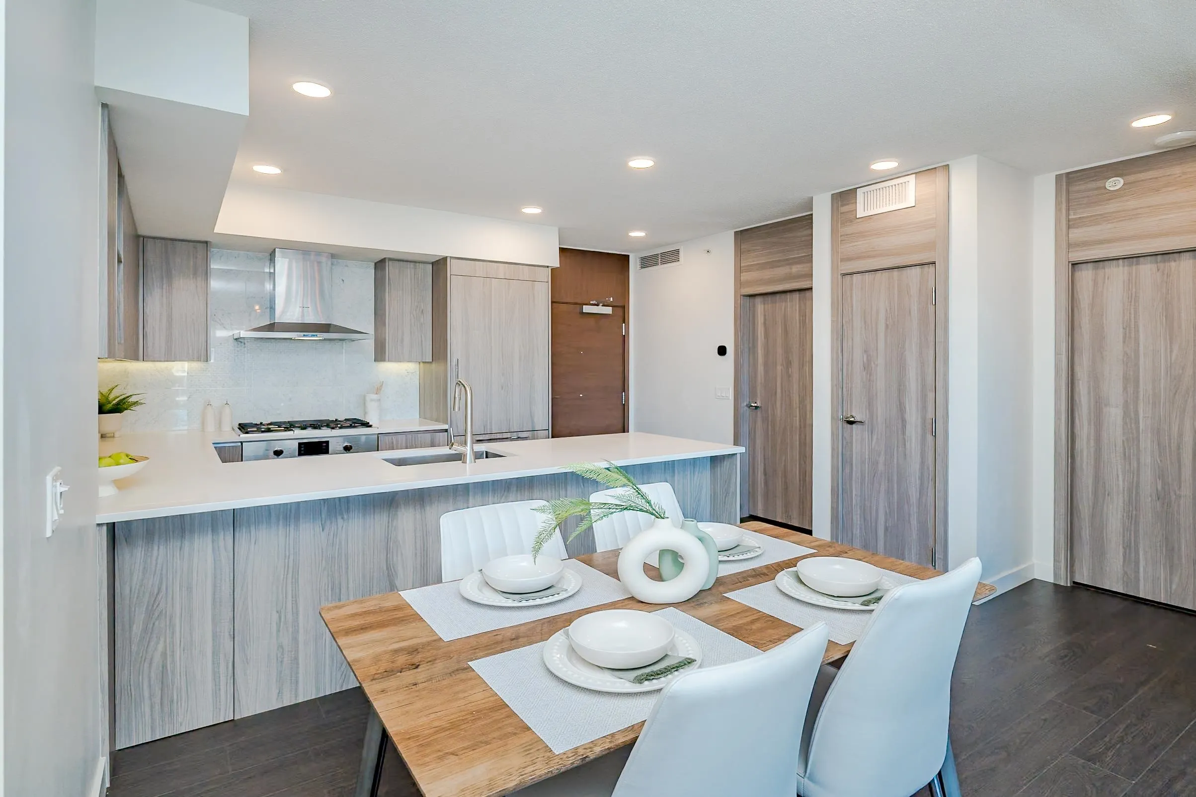 1003 3300 Ketcheson Road