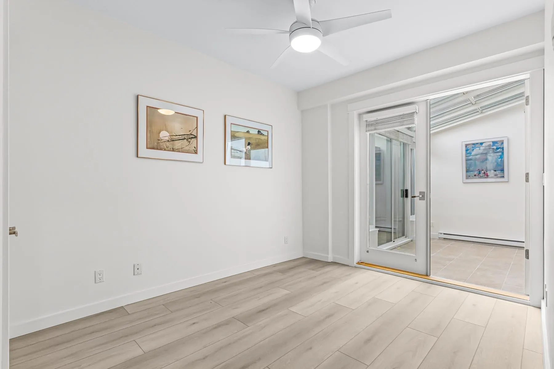 201 6688 Royal Avenue