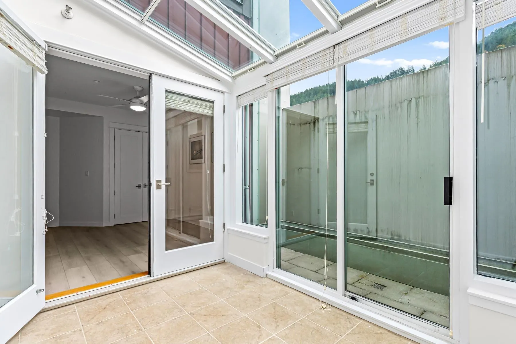 201 6688 Royal Avenue