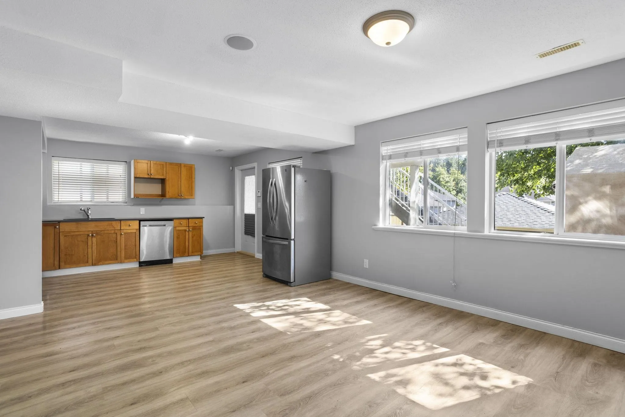 36516 Lester Pearson Way