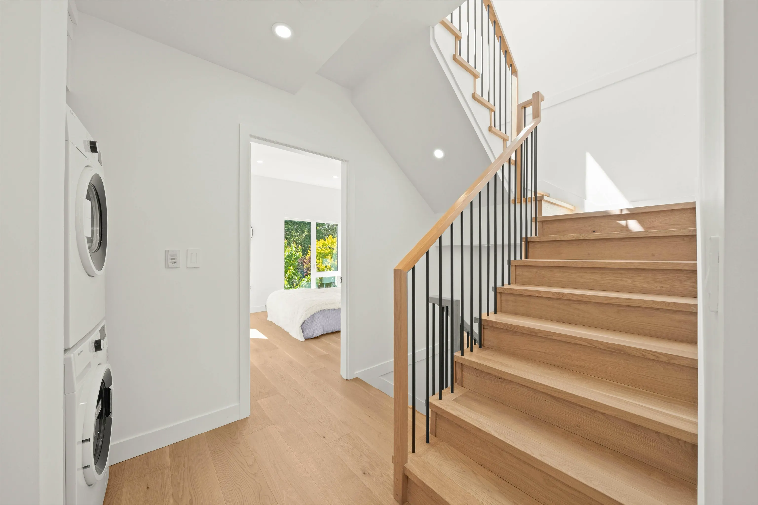 2412 Victoria Drive