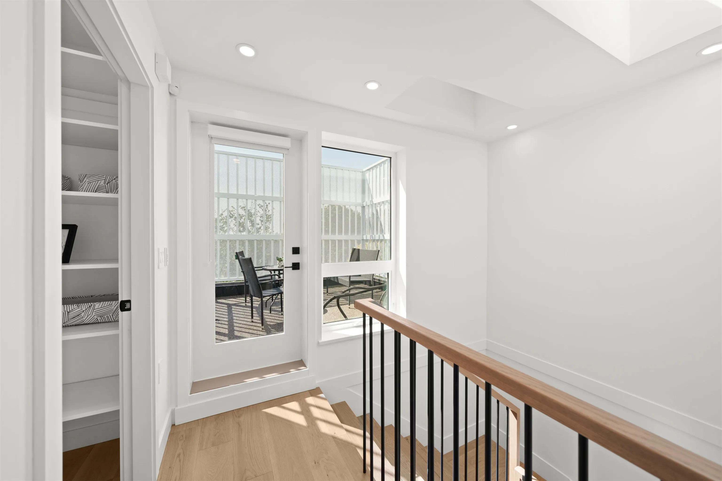 2412 Victoria Drive