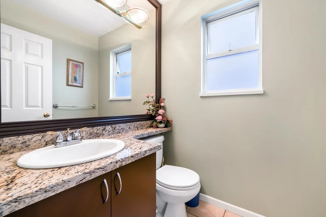 30 10000 Fisher Gate