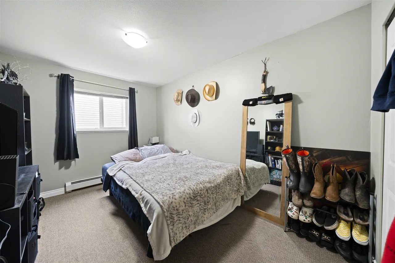 31533 Homestead Crescent