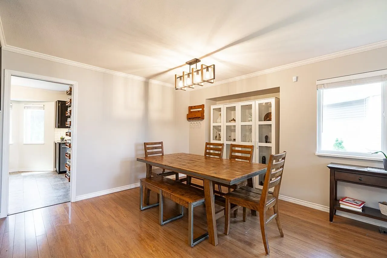 8441 Cox Drive Drive