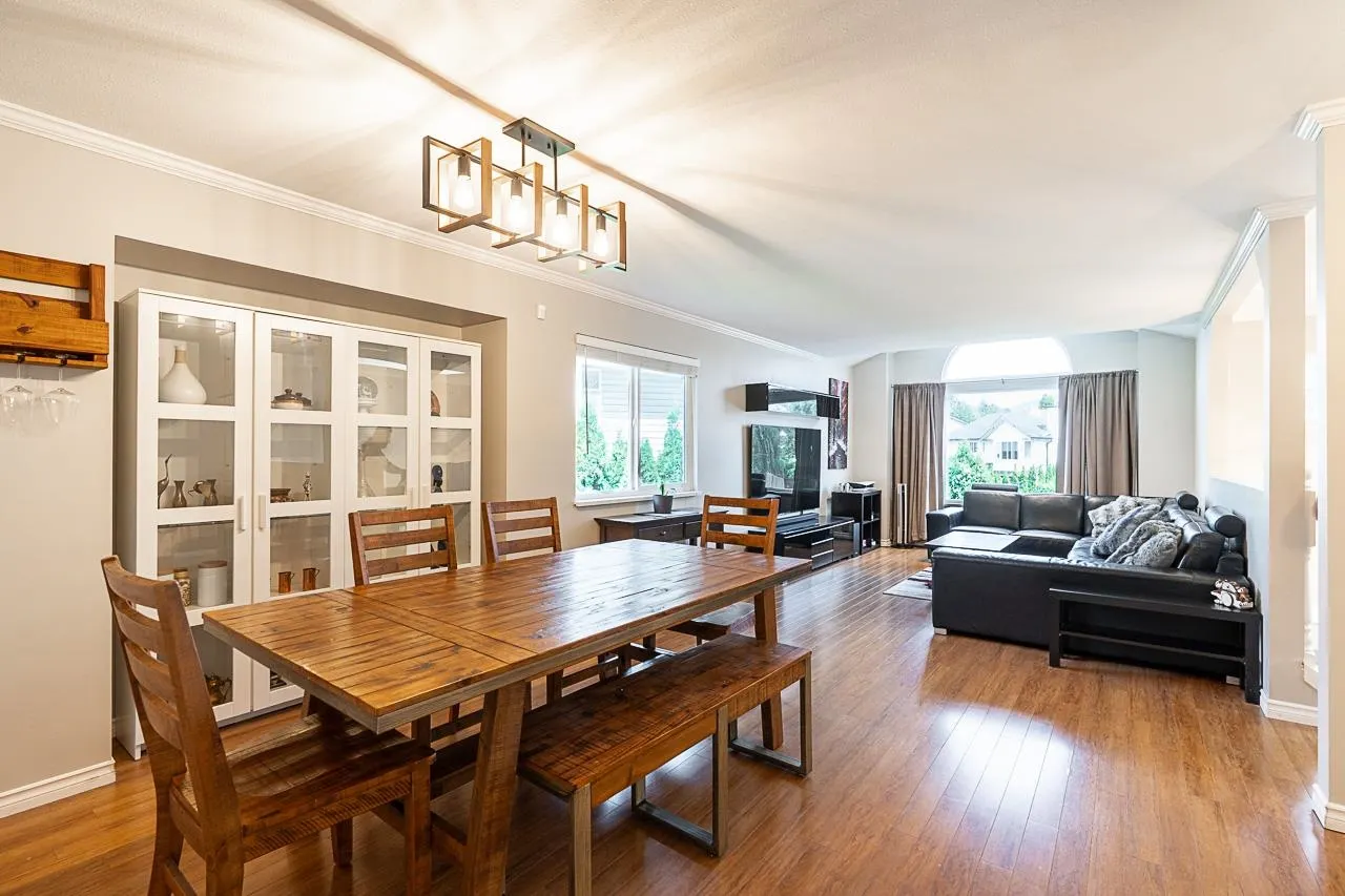 8441 Cox Drive Drive