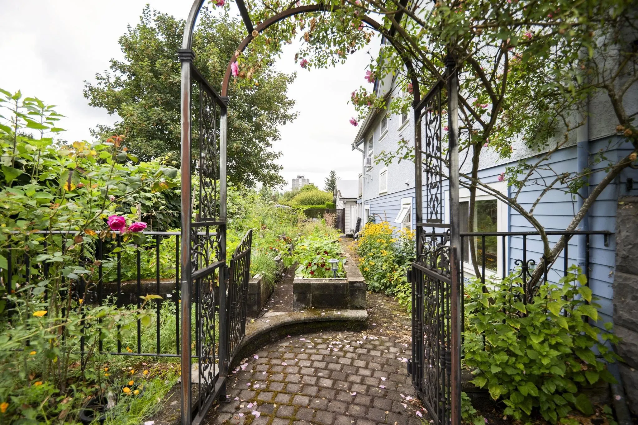 831 Second Street