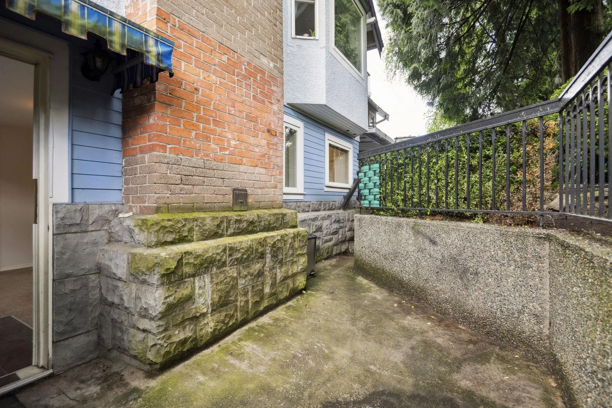 831 Second Street