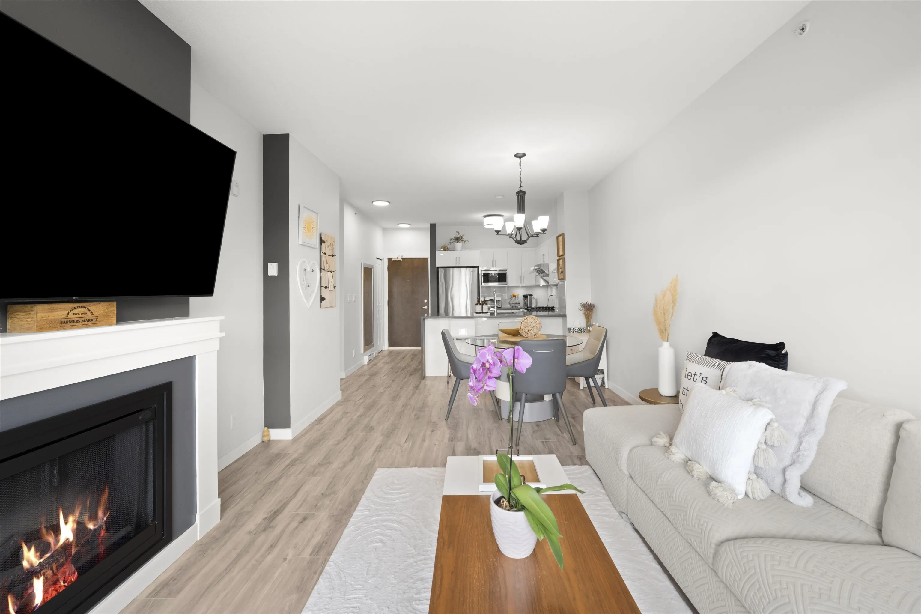 407 1153 Kensal Place