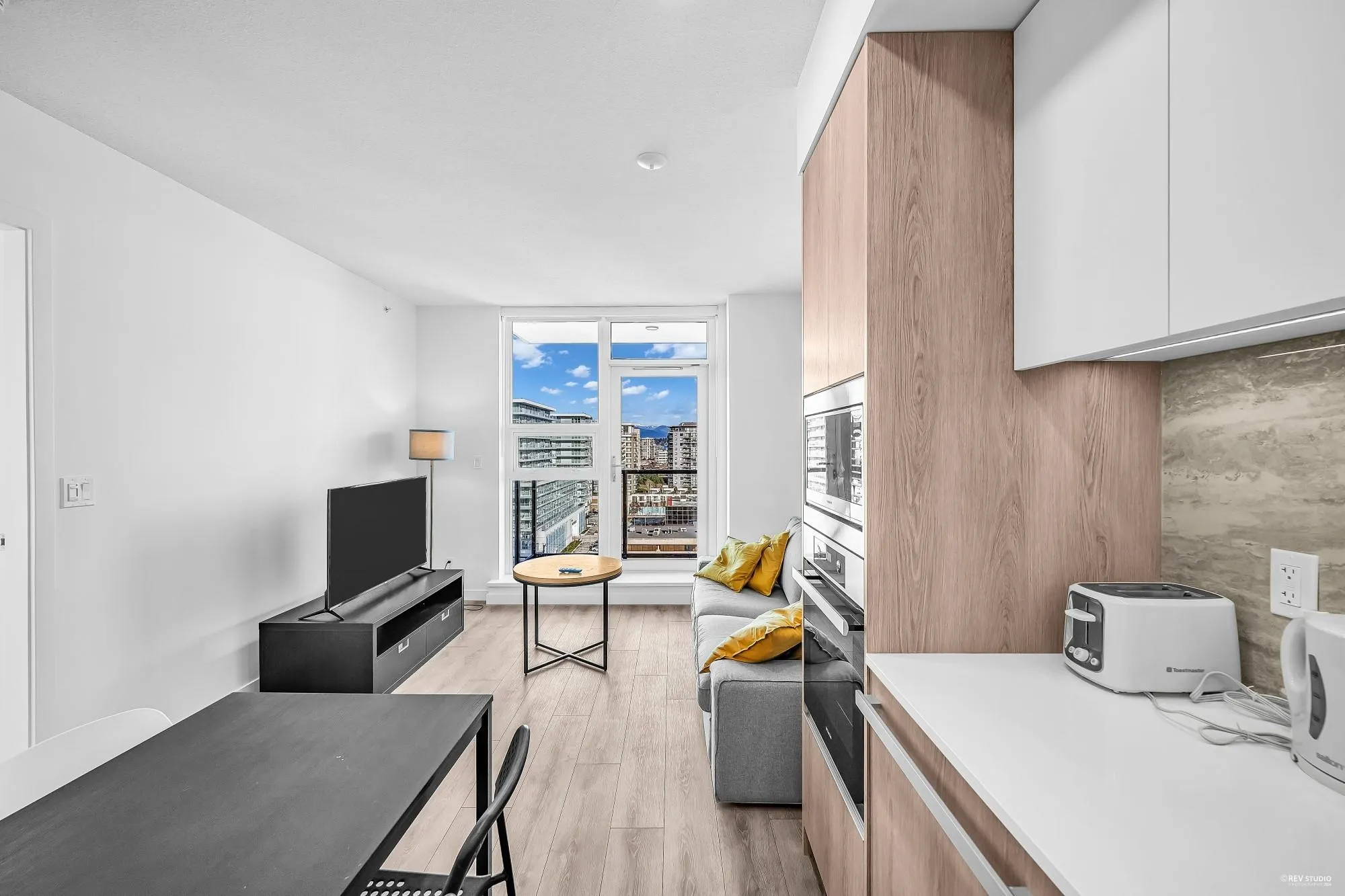 1204 6633 Buswell Street