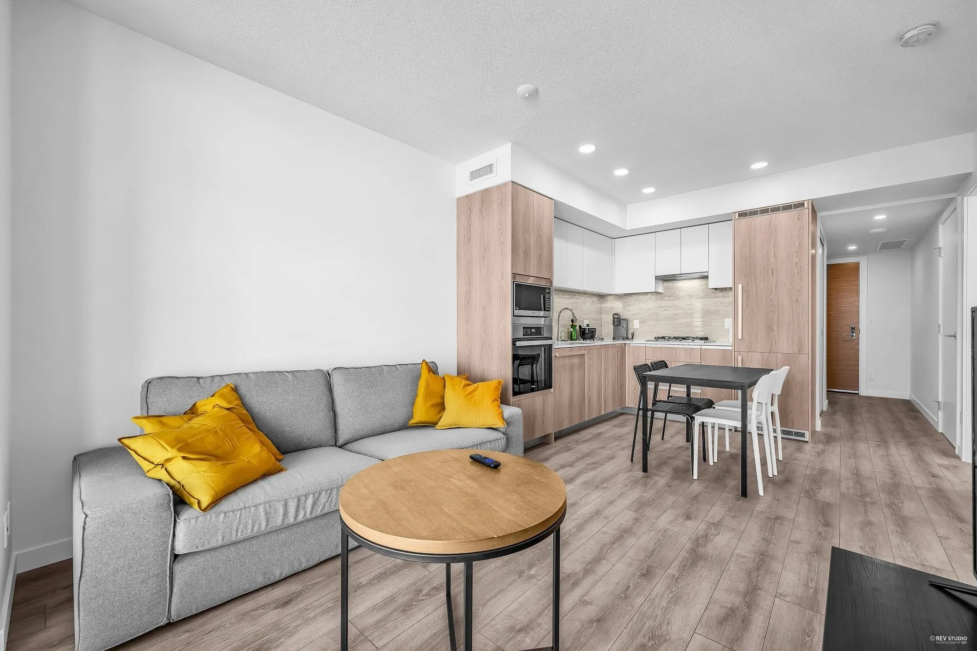 1204 6633 Buswell Street