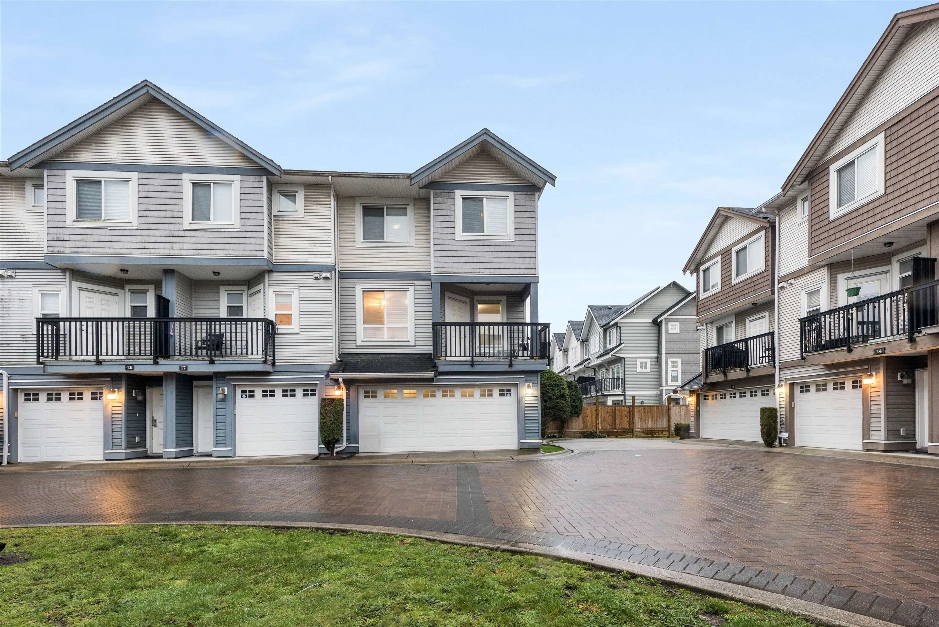 16 22788 Westminster Highway