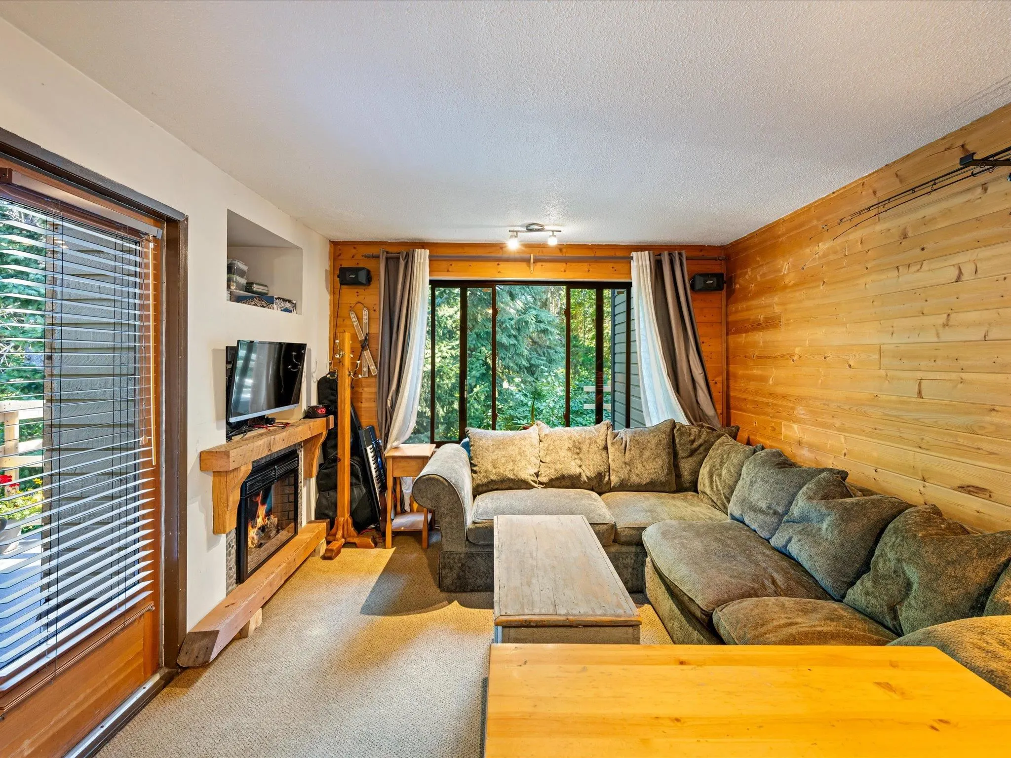 108 6850 Crabapple Drive