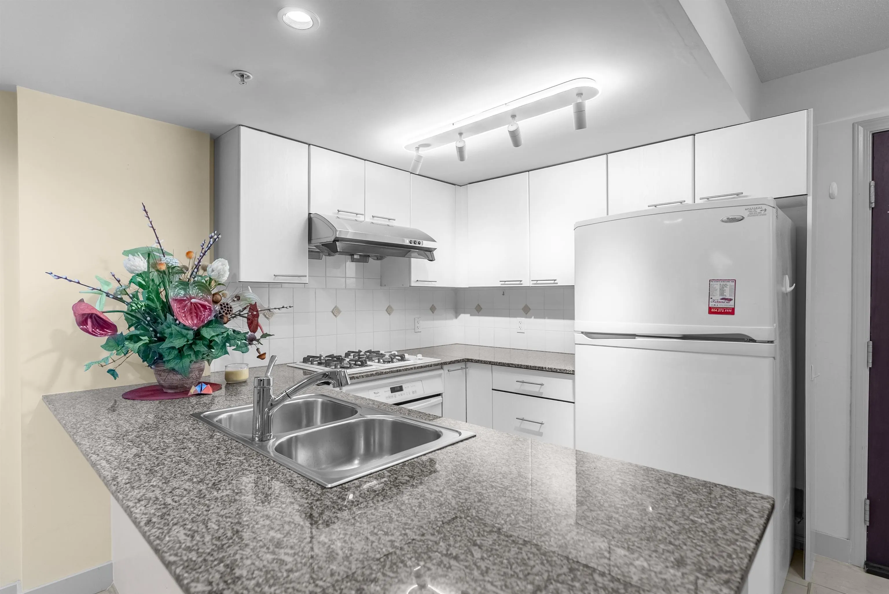 512 8100 Saba Road