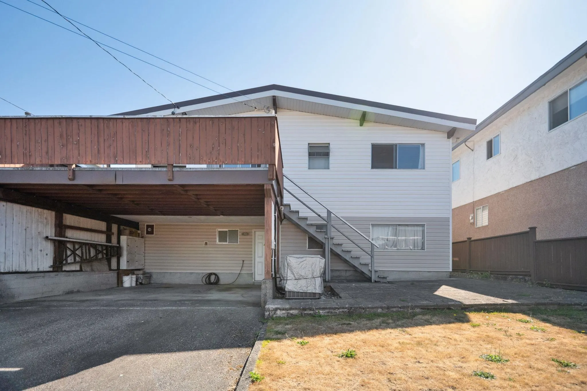 3849 Windermere Street