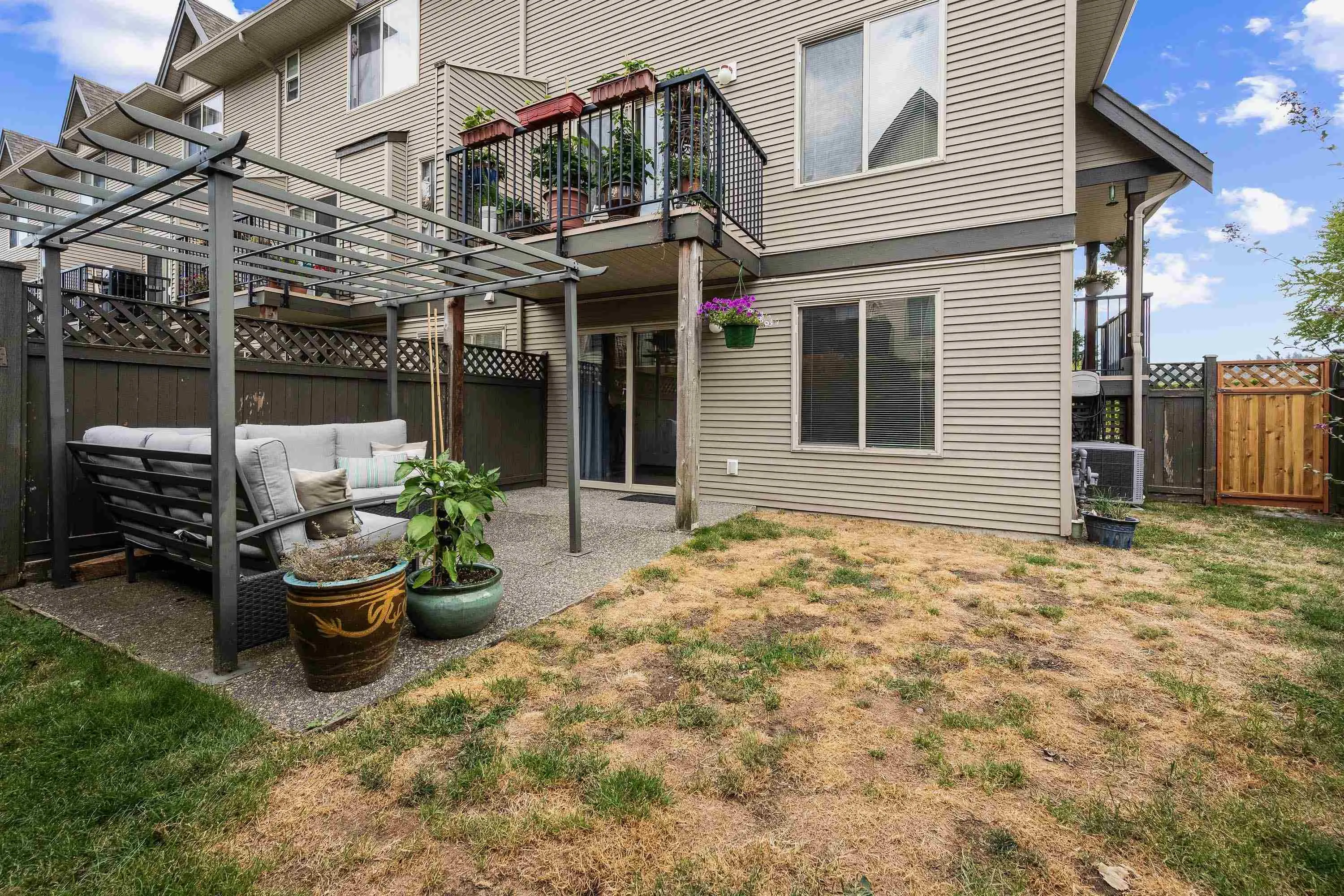 73 5556 Peach Road