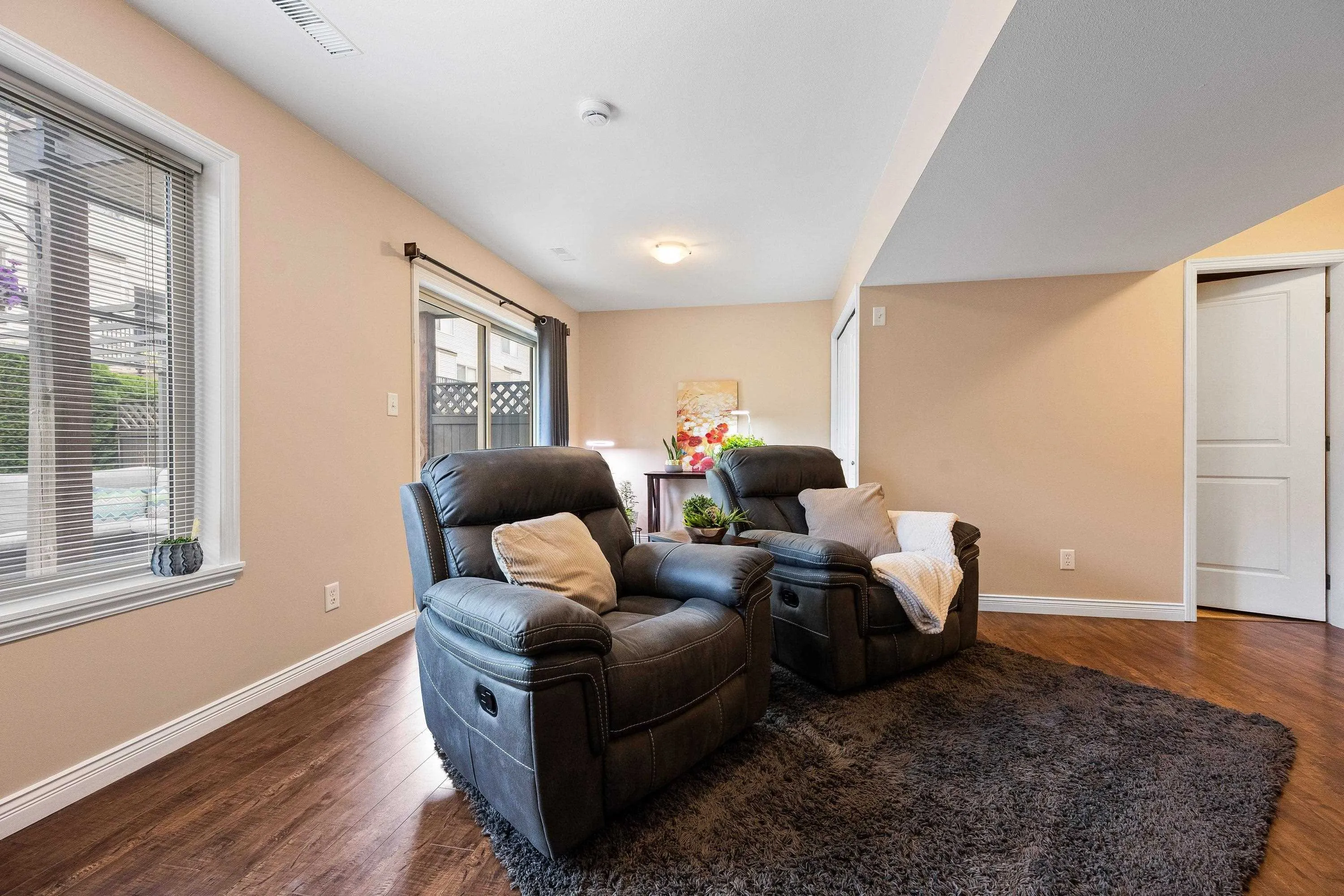 73 5556 Peach Road