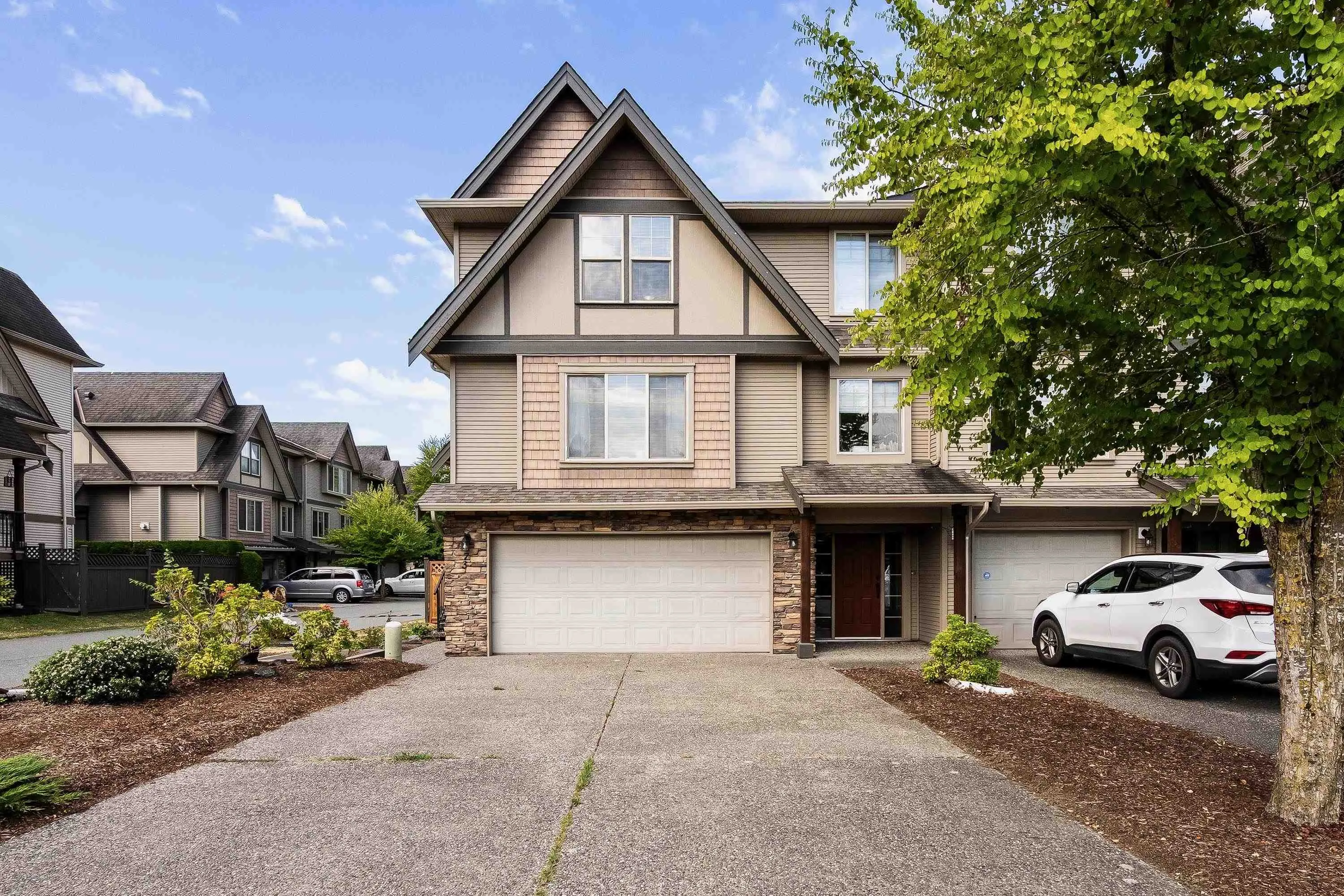 73 5556 Peach Road