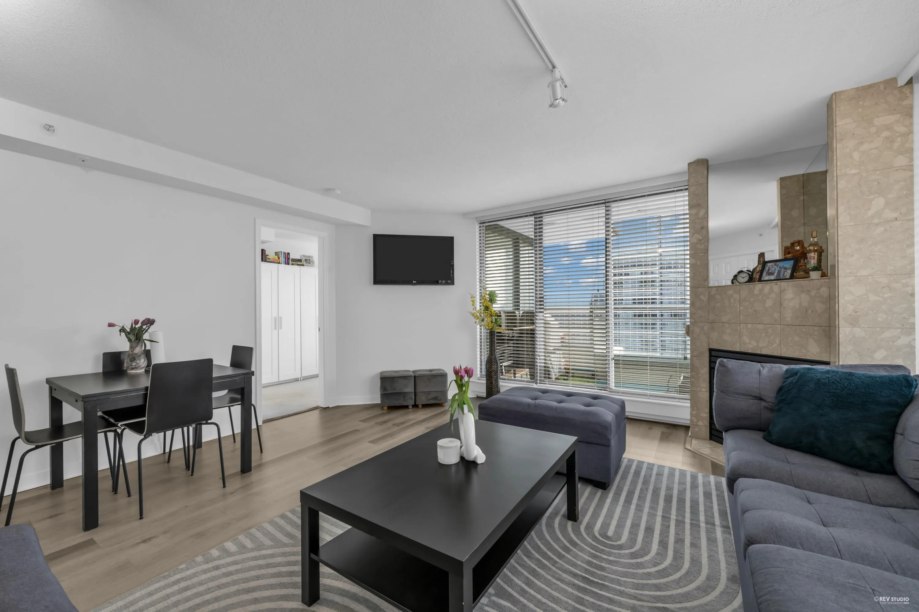 1601 13383 108 Avenue